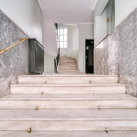 Stylish, Sunny New 2 Bedroom, Prime Central Atene Esterno foto