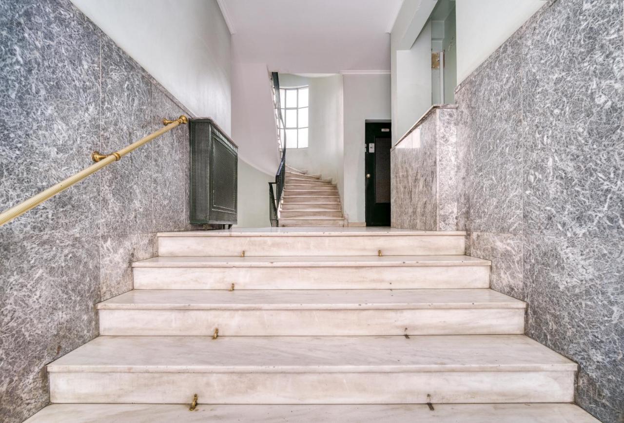 Stylish, Sunny New 2 Bedroom, Prime Central Atene Esterno foto