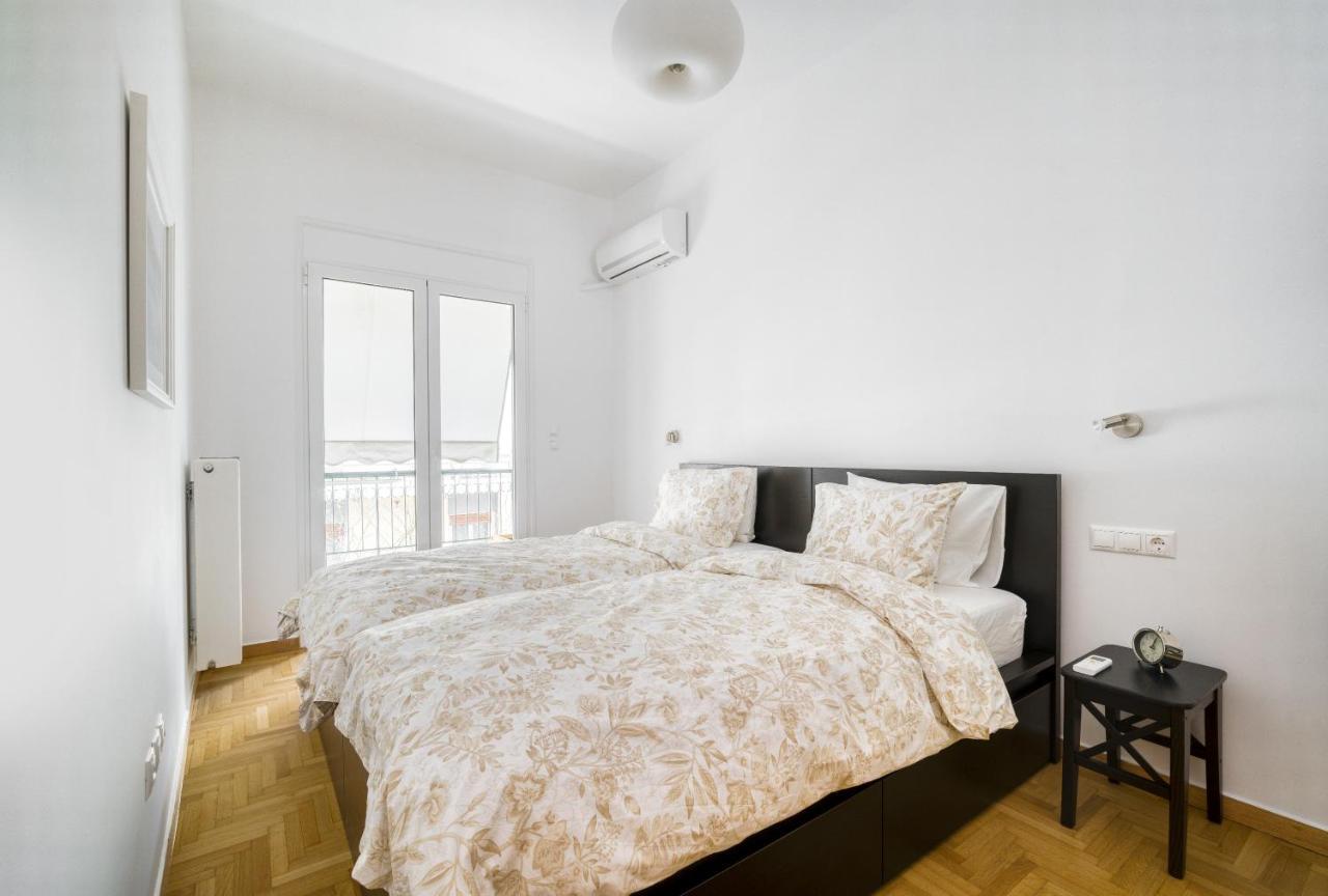 Stylish, Sunny New 2 Bedroom, Prime Central Atene Esterno foto