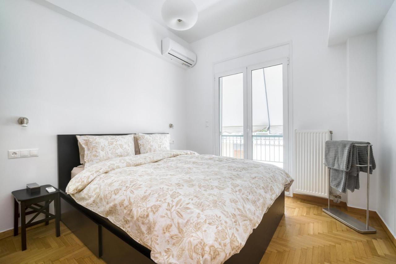 Stylish, Sunny New 2 Bedroom, Prime Central Atene Esterno foto