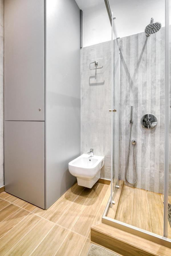 Stylish, Sunny New 2 Bedroom, Prime Central Atene Esterno foto